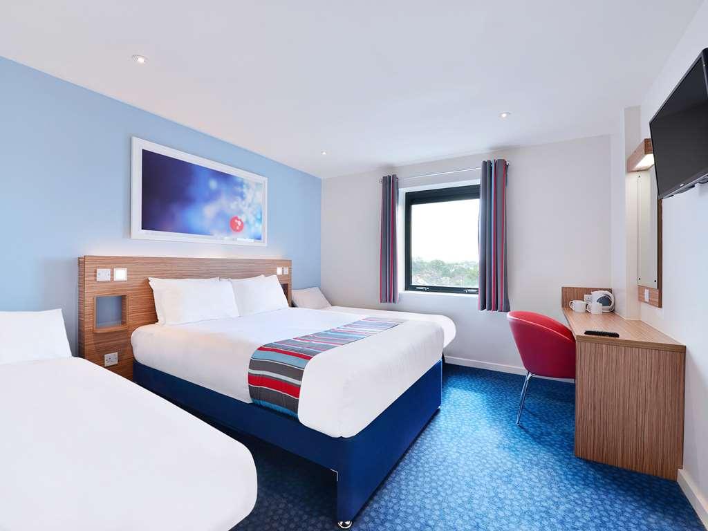 Travelodge Chester Central Szoba fotó